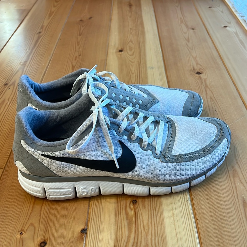 Men’s Nike Free 5.0 shoes